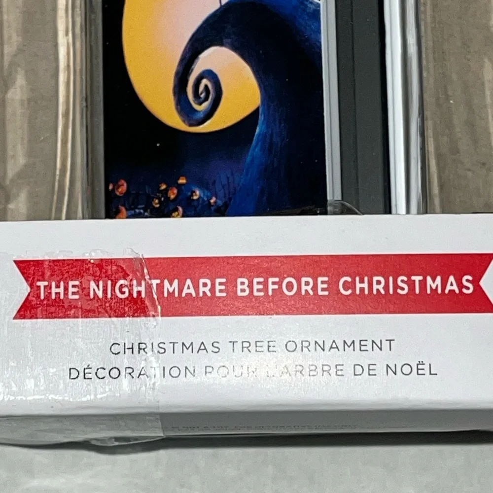 Hallmark Ornament Disney Tim Burton’s The Nightmare‎ Before Christmas Decoration